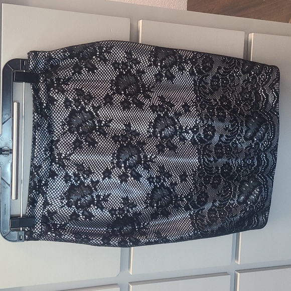 The Limited Dresses & Skirts - THE LIMITED - HOLIDAY PARTY SKIRT